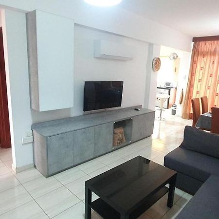 Vasilas Holiday Apartment #2 Larnaca Exterior foto