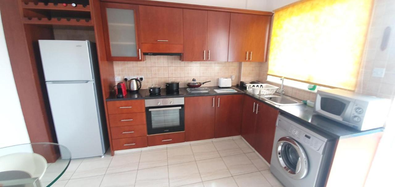 Vasilas Holiday Apartment #2 Larnaca Exterior foto
